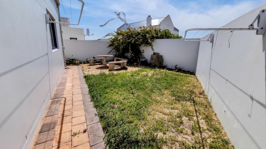 4 Bedroom Property for Sale in Blue Lagoon Western Cape